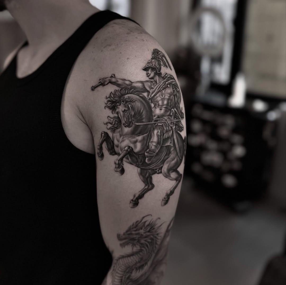 Tatouage sleeve en cours Marcus Curtius — ilyasargin