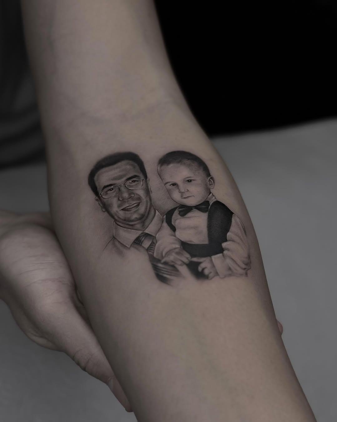 Tatouage portrait humain visage — ilyasargin