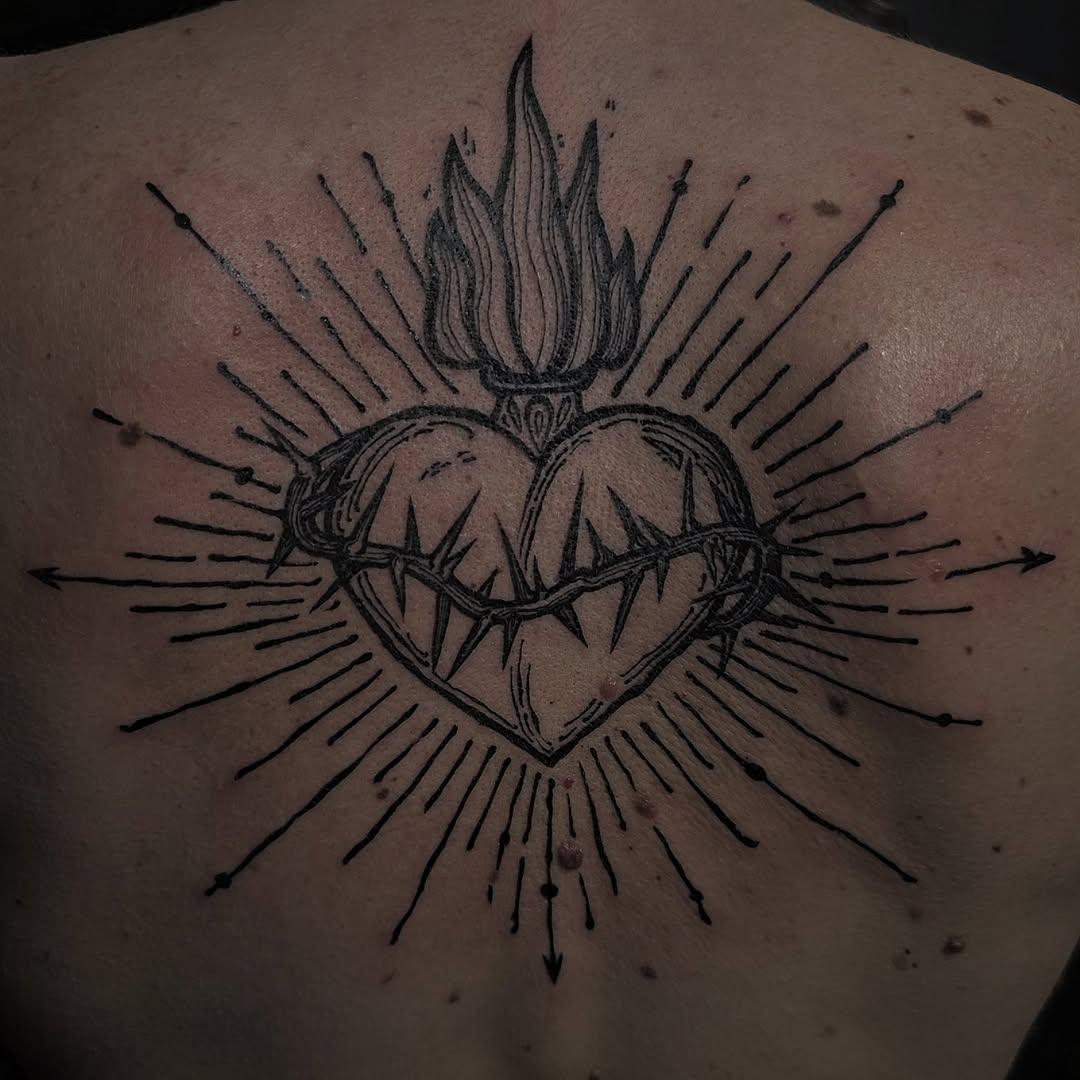 Cœur sacré, flash adopté blackwork — gaura_ttt