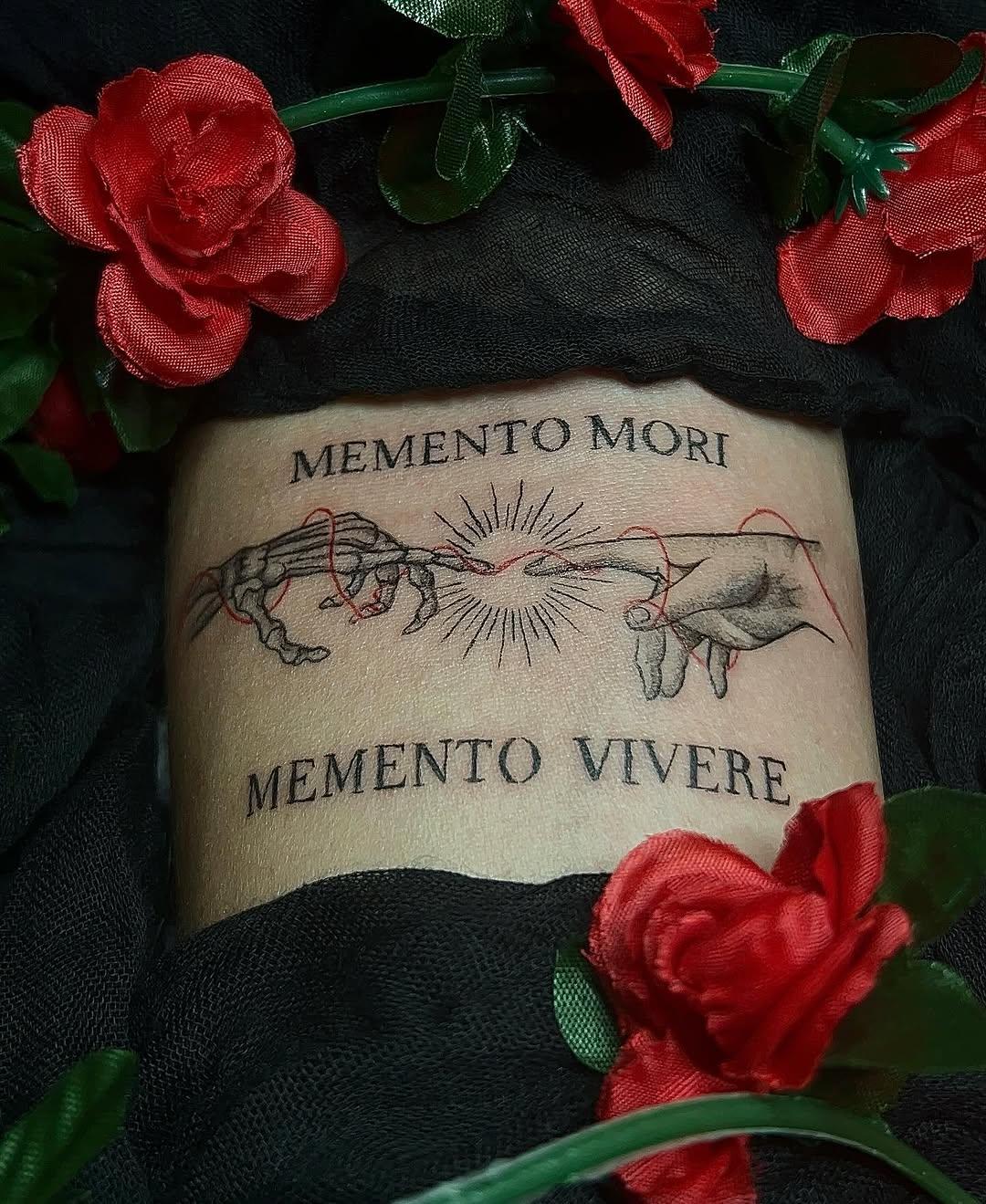 Memento mori, cœur anatomique fine line — inkbyoce