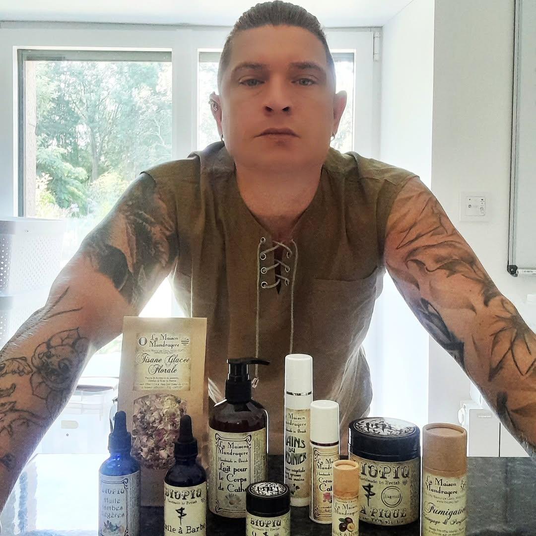 Tatouage tatouages bras et avant-bras — biopiq