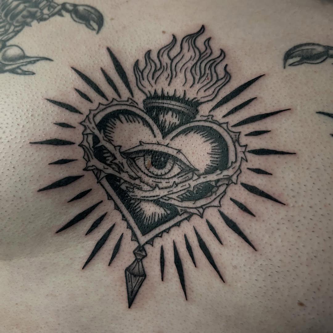 Cœur sacré blackwork — livealittle.ttt