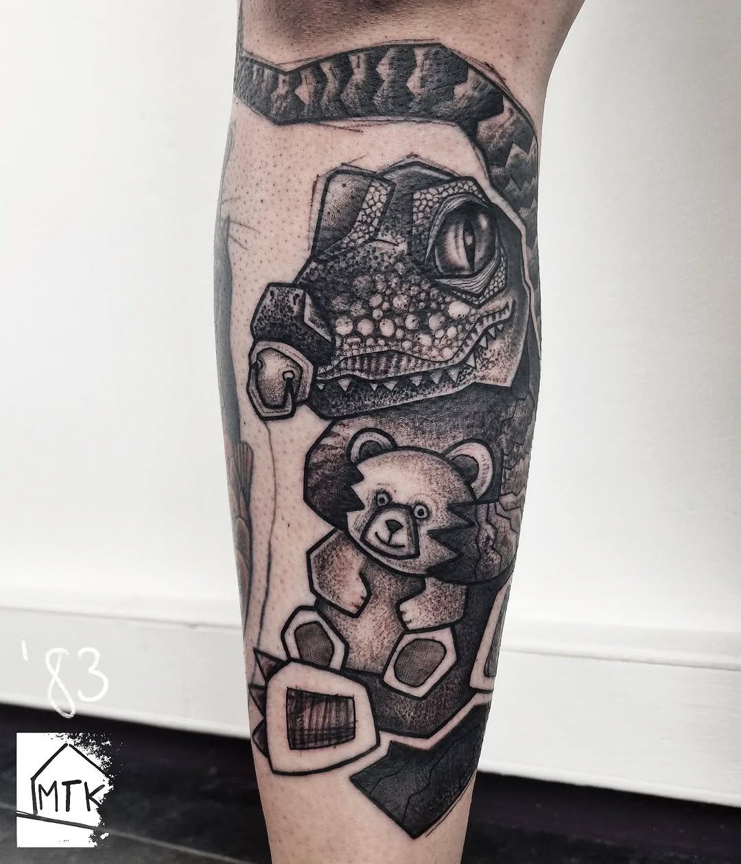 Tatouage Crocodile et ours jambe — 4_20_3