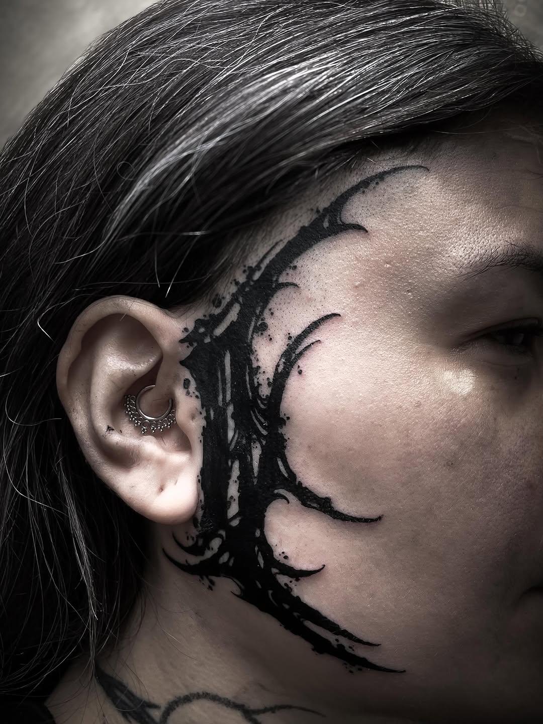 Premier visage, darkwork — keks__tattoo