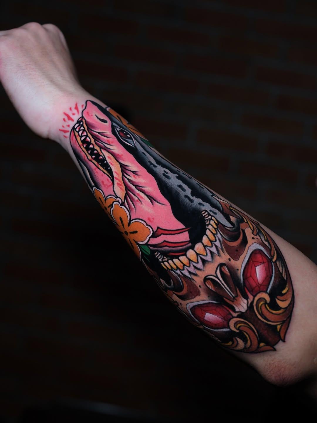 Tatouage Requin et crâne avant-bras — bedoriginal