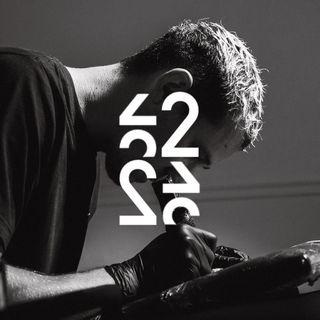 22h22