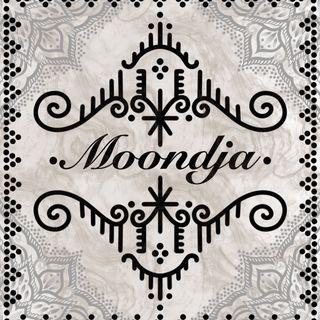 Louna Jeune Tatoueuse Nomade