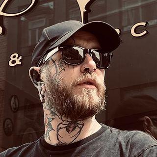 Ento Noir Tattoo Artist